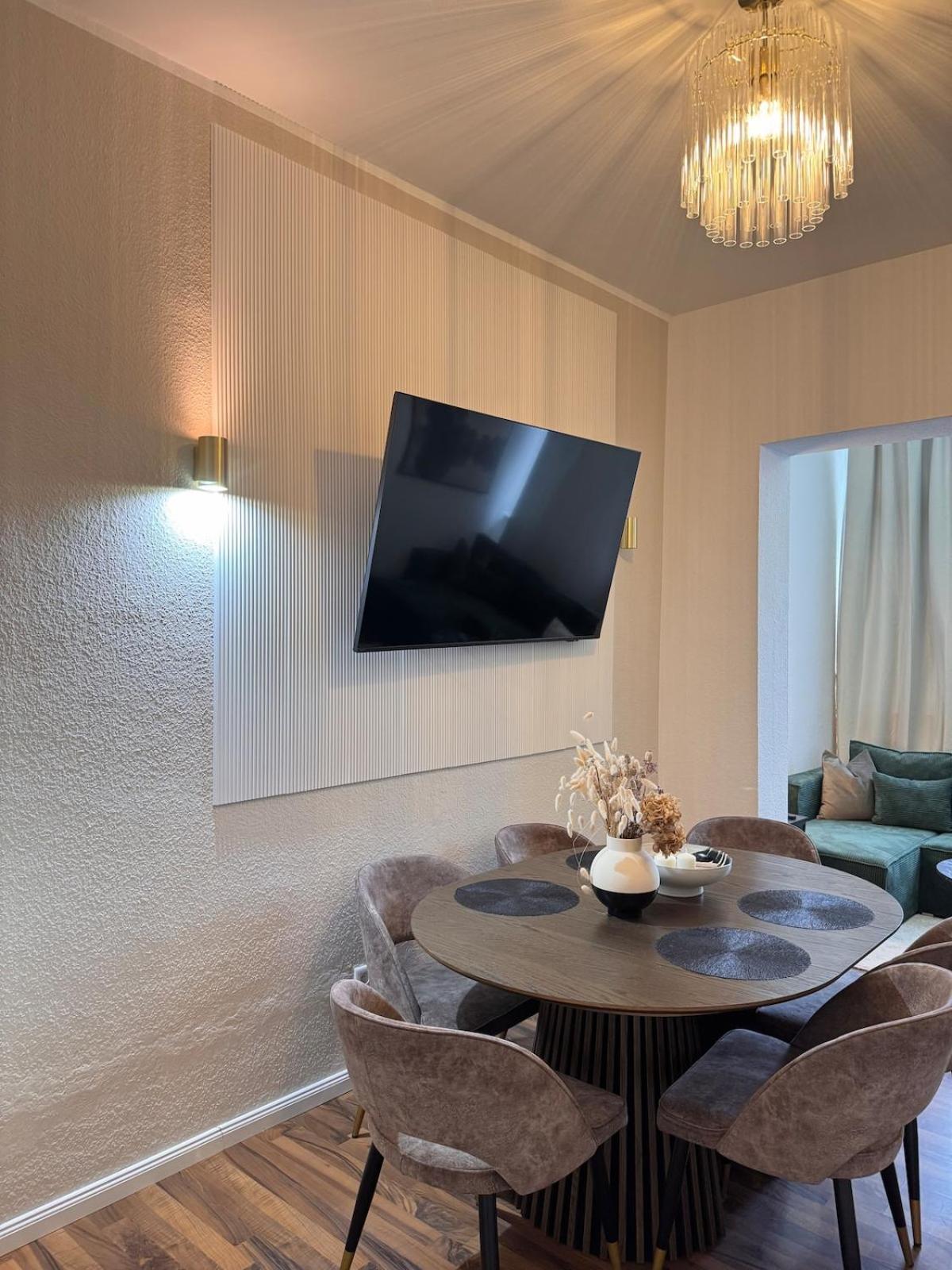 Apartment 3-raum-city-apartment Ost-1